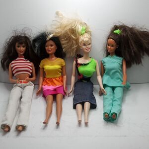 Lot Of 4 1966 Barbie Dolls 11" Tall
